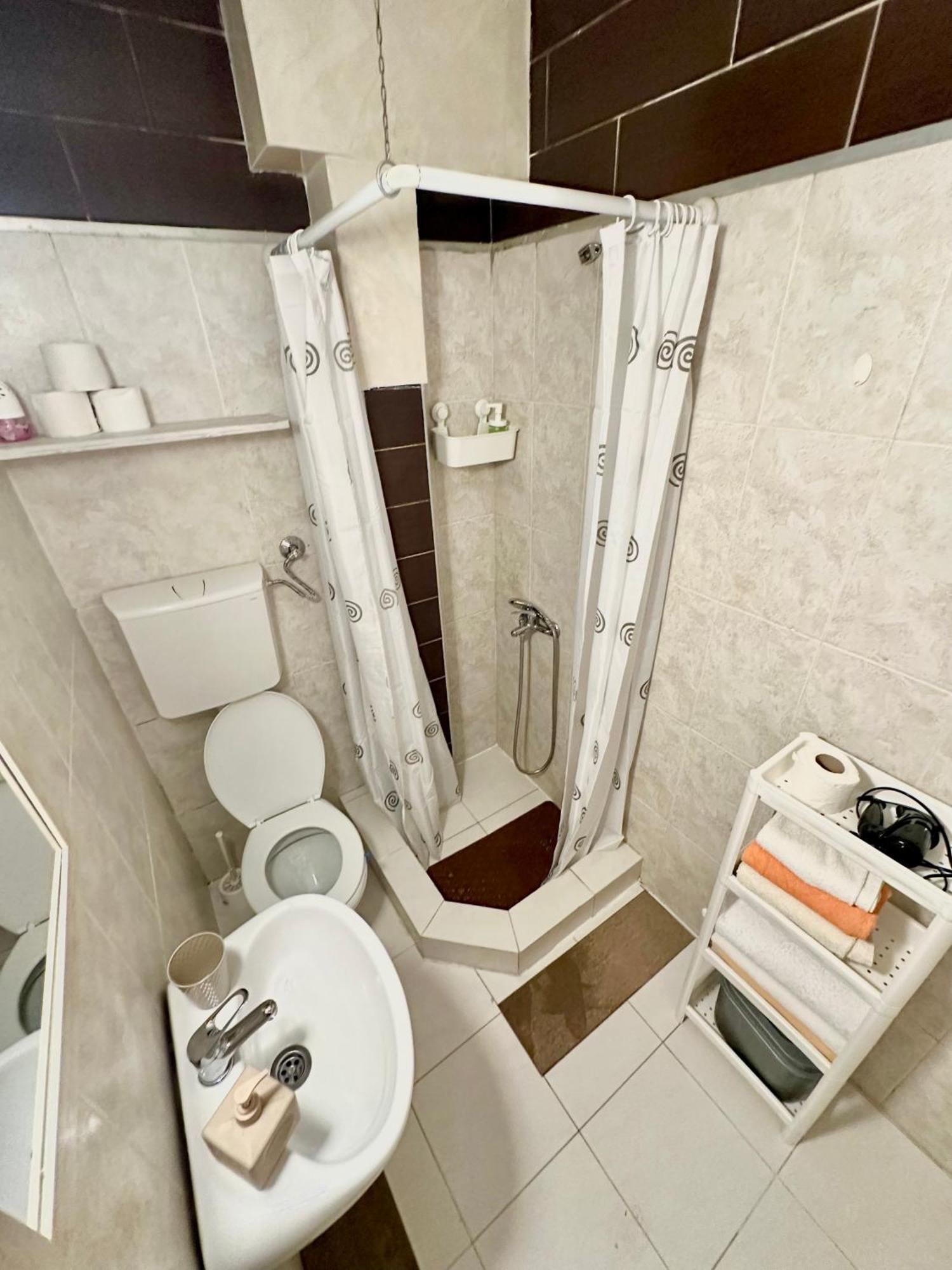 Montenegrina Apartman *